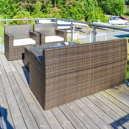 3 Bedroom Lovely In * Stathelle