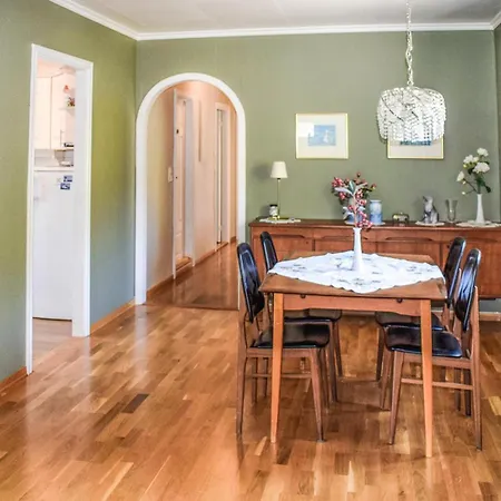3 Bedroom Lovely In